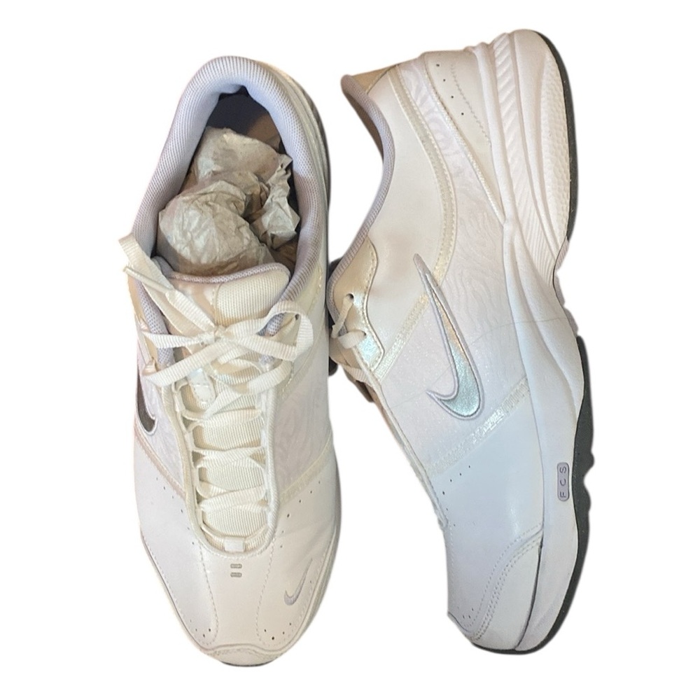 Nike Steady VI Sneakers - Picture 2 of 5